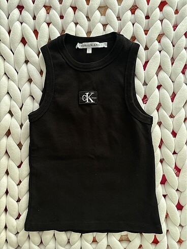 l Beden Calvin klein üst