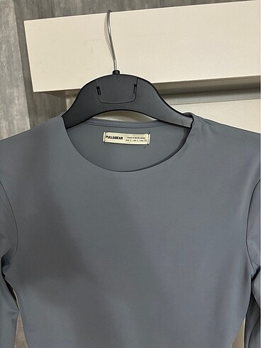 Pull and Bear Pull and bear body