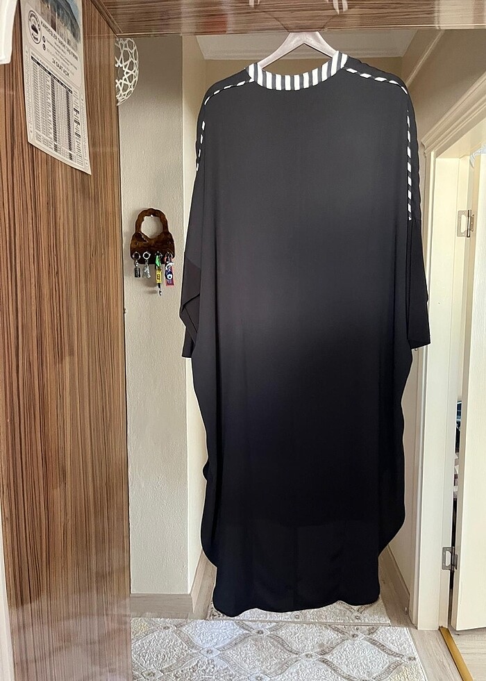 Siyah şerit detaylı tunik - Görsel 2