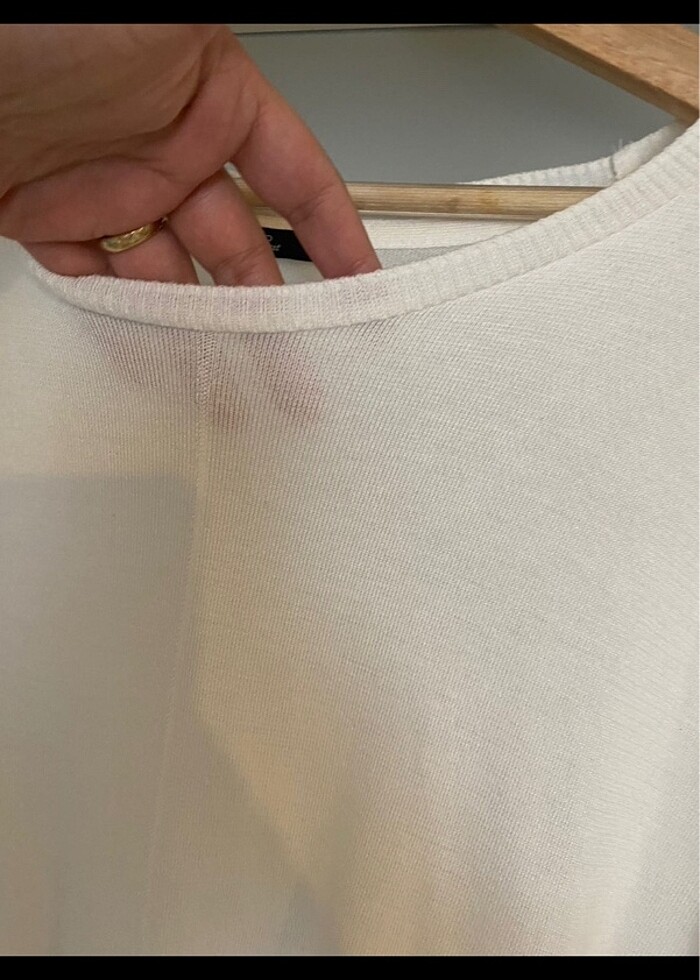 Şık kolları tül detay triko bluz - Görsel 3