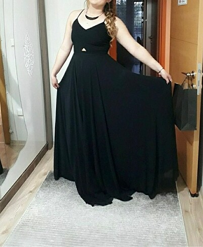 Abiye şifon sırt bağlamalı elbise