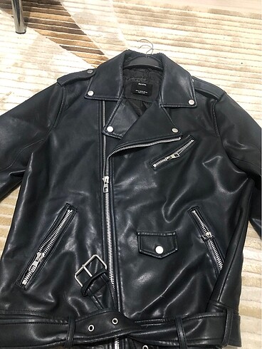 38 Beden BERSHKA deri ceket