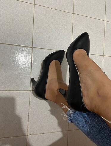 Polaris Siyah stiletto topuklu ayakkabı