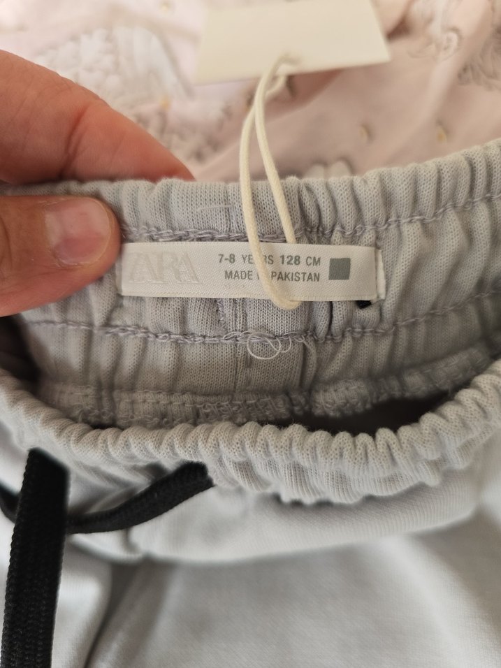 Gri Pamuklu Şort Siyah Fermuar Detaylı - Görsel 2