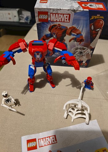 LEGO Marvel Örümcek Adam Aksiyon Figürü