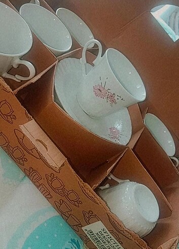Kütahya Porselen Nescafe ve Çay fincan takımı 