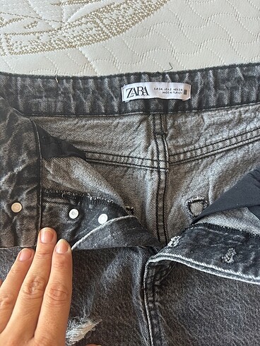 34 Beden Zara yüksek bel kot şort