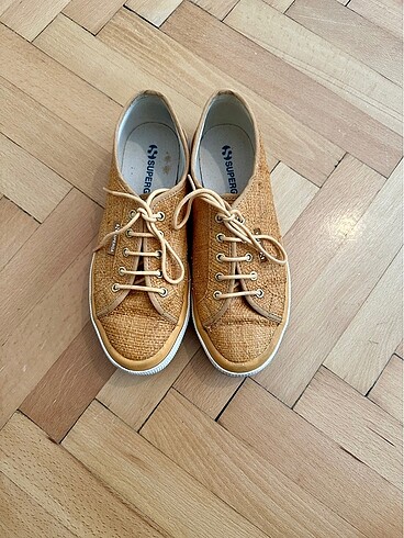 37 Beden sarı Renk Hasır Superga