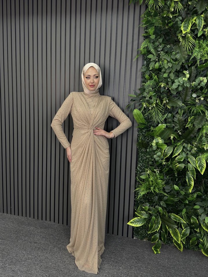 Bej Drapeli Uzun Kollu Vintage Tesettür Abiye - Görsel 3