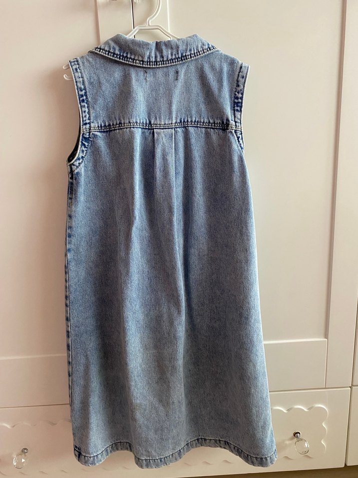 Düğmeli Kolsuz Kot Elbise - Görsel 2