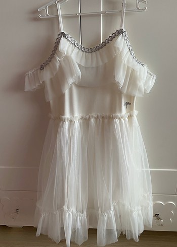 Askılı beyaz elbise - Görsel 2