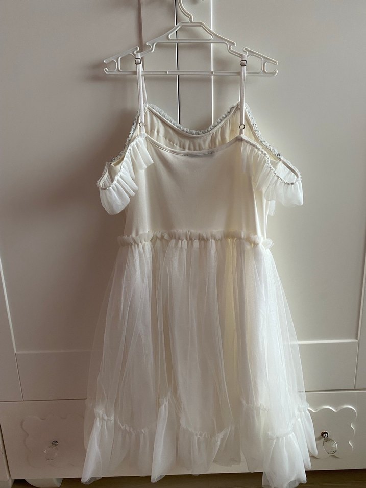 Askılı beyaz elbise - Görsel 5