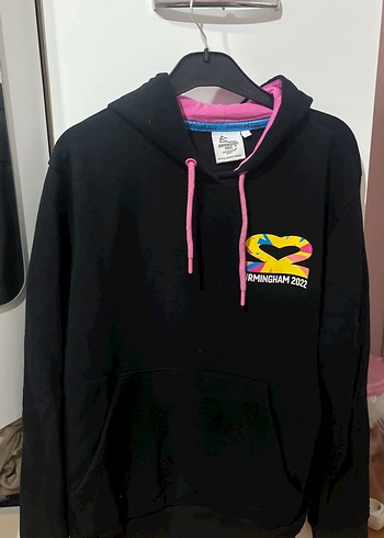 Siyah Kapüşonlu Kadın Sweatshirt
