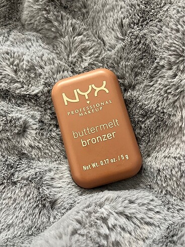 Nyx Buttermelt Bronzer
