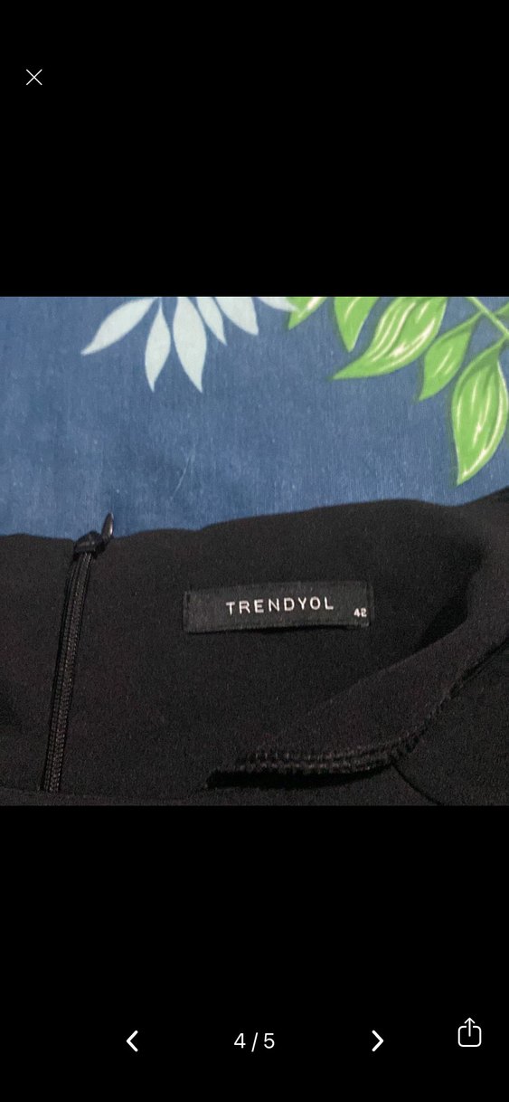 Siyah Drapeli Kısa Kollu Elbise - Görsel 4