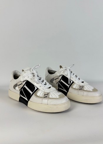 Valentino Siyah Beyaz Deri Sneaker