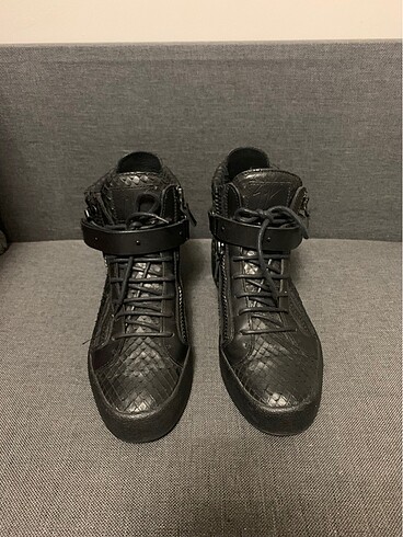 Zanotti bot