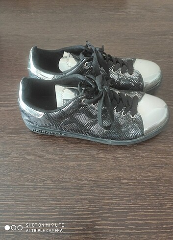 Adidas Spor Ayakkabı gümüş gri siyah 