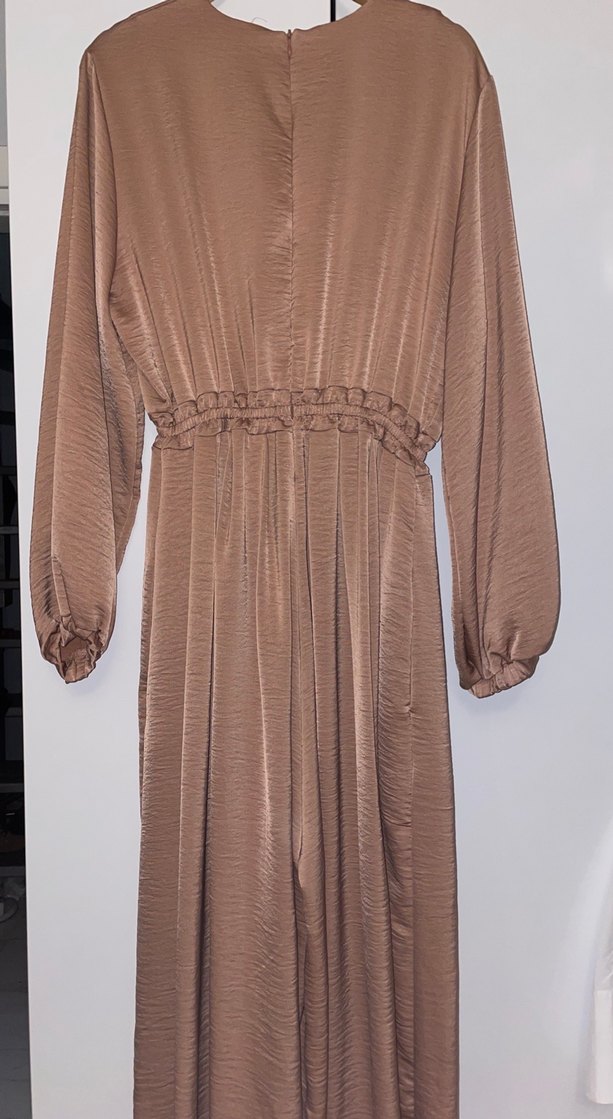 Bej Piliseli Kadın Tulum Elbise - Görsel 3