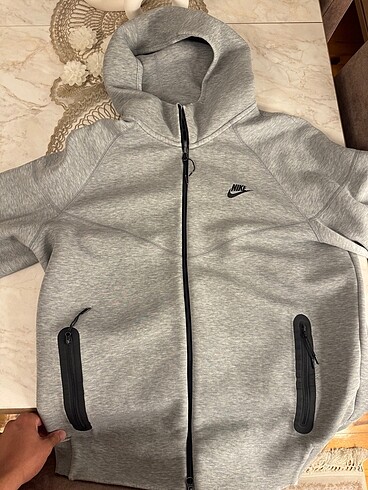 Nike tech fleece xl gri