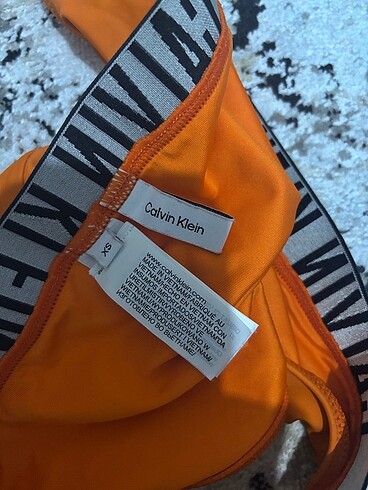 xs Beden Calvin Klein Bikini Altı