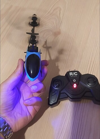  Uzaktan Kumandalı RC Helikopter