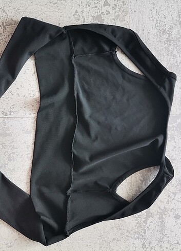 s Beden siyah Renk cool&sexy sırt dekolteli crop