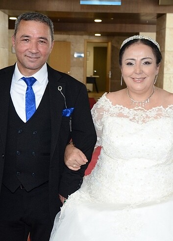 48 Beden Gelinlik