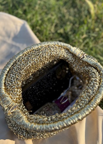 Zara Altın Renkli Boncuk İşlemeli Örgü Kadın Clutch Çanta