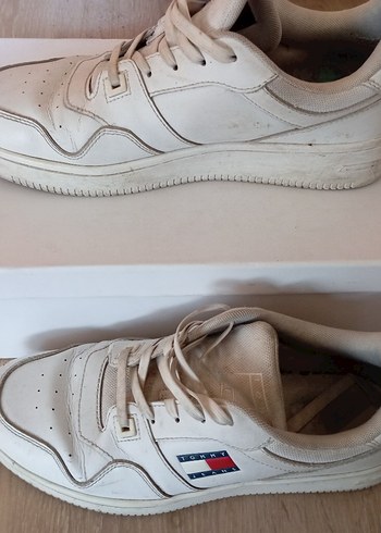 Tommy hilfiger Sneakers unisex 1 yıl garantili. - Görsel 4