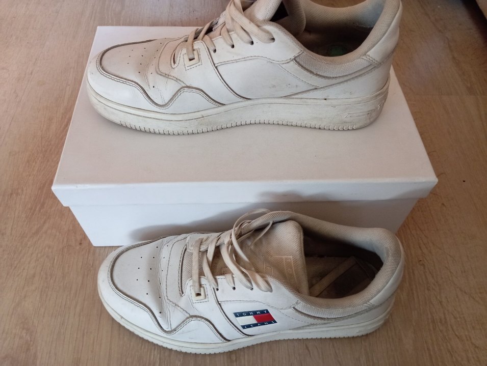 Tommy hilfiger Sneakers unisex 1 yıl garantili. - Görsel 4