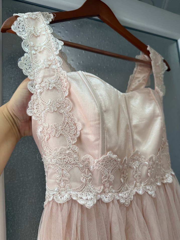 Dantel detaylı uzun pembe vintage elbise - Görsel 4