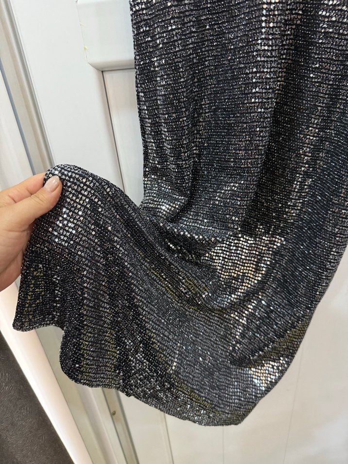 Yılan Desenli Uzun V Yaka Kadın Elbise - Görsel 2