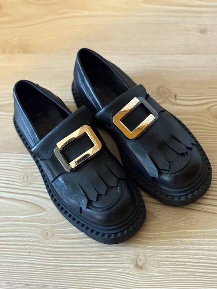 Tokalı Siyah Deri Kadın Loafer - Görsel 3