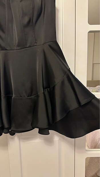 42 Beden siyah Renk Siyah mini saten elbise