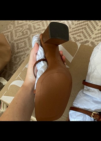 Zara deri blok topuklu sandalet - Görsel 5