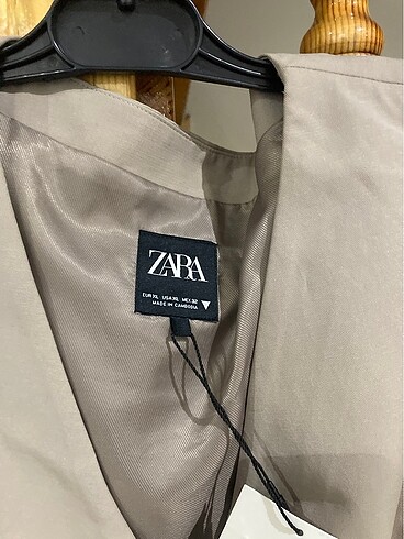 xl Beden Zara vücuda oturan gri crop yelek