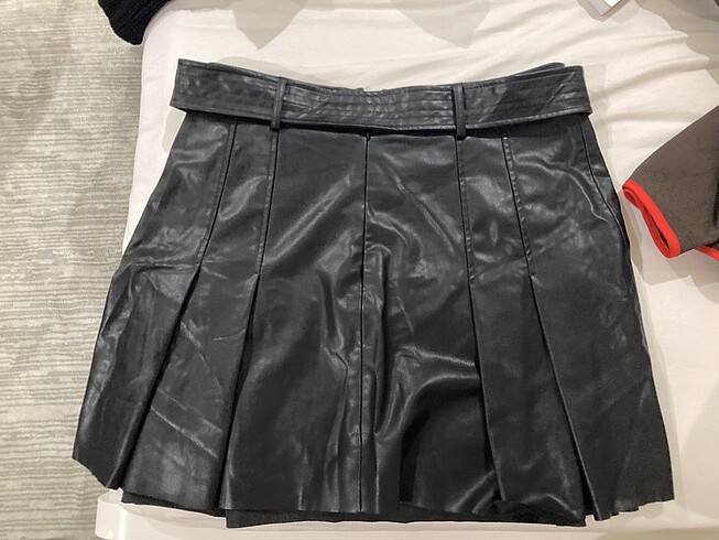 Zara deri pileli etek - Görsel 3