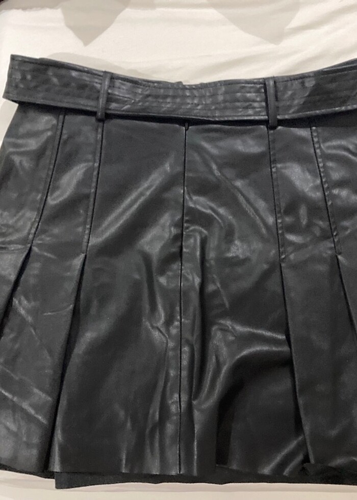 Zara deri pileli etek - Görsel 3