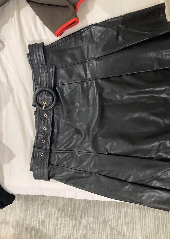 Zara deri pileli etek - Görsel 4