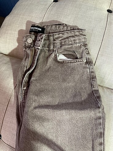 Zara VATKALI gri denim jean