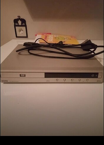 DVD player 