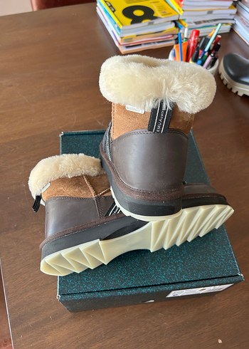 EMU Kahverengi Süet Kürklü Dolgu Topuk Botlar - Görsel 9