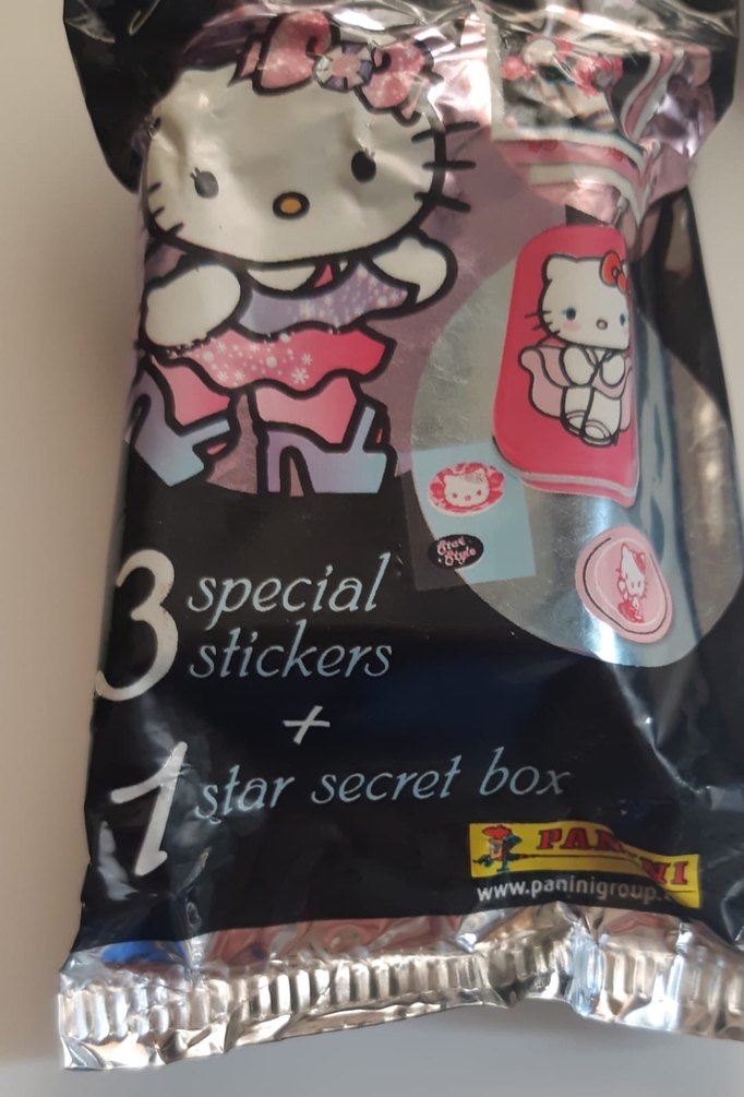 Hello Kitty Özel Çıkartmalar ve Figür - Görsel 2