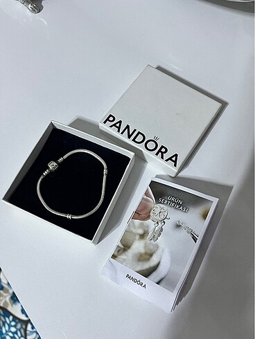 Pandora bileklik