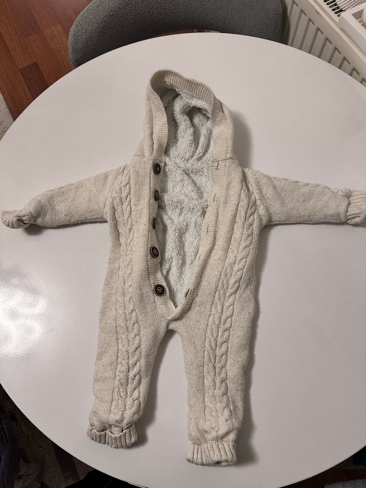 Kapüşonlu Örgü Bebek Tulum Gri - Görsel 2