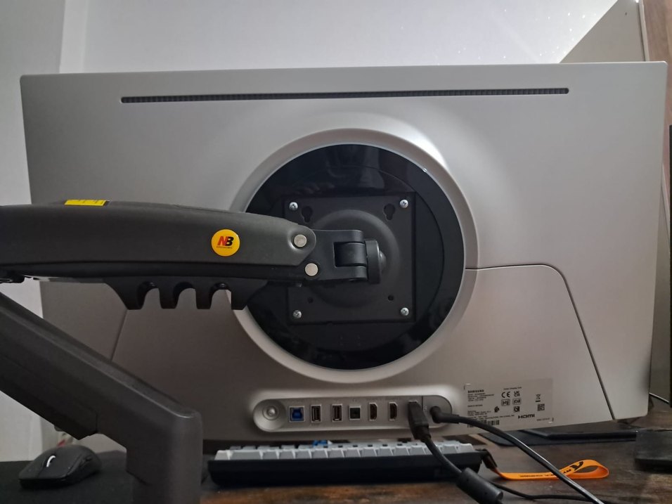 Samsung Odyssey G60SD - Görsel 4