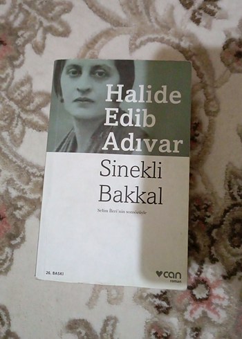 Sinekli Bakkal - Halide Edib Adıvar