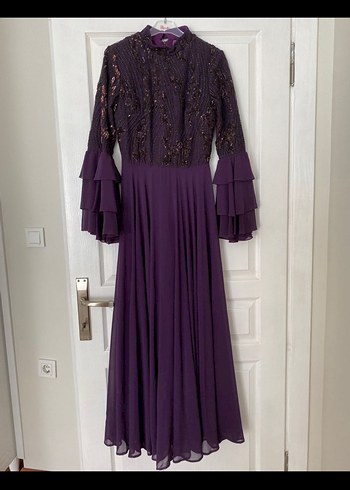 Mor İşlemeli Uzun Kollu Uzun Abiye Elbise - Görsel 3