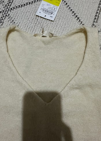 Krema Renk V Yaka Örgü Crop Atlet - Görsel 4